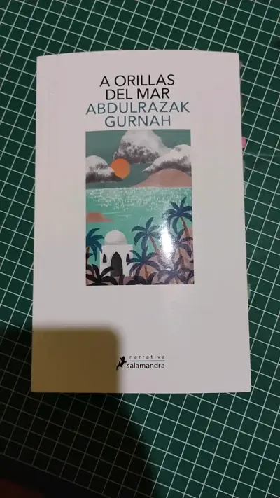 Libro 'A Orillas del Mar' de Abdulrazak Gurnah - miniatura 1