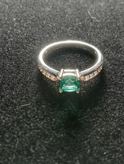 Anillo de plata con piedra preciosa - miniatura 2