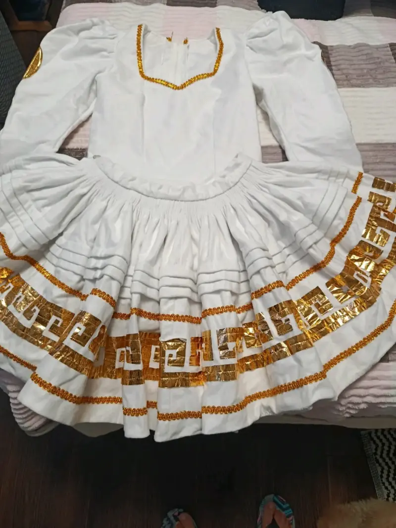 Traje Caporal Mujer Blanco y Dorado - 4