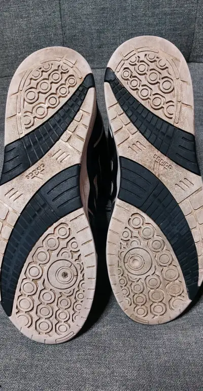 Zapatillas deportivas negras Adidas para hombre - miniatura 4