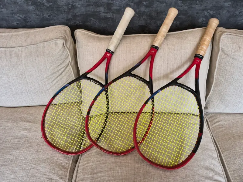 Raquetas de tenis Yonex vcore 2024 - 1
