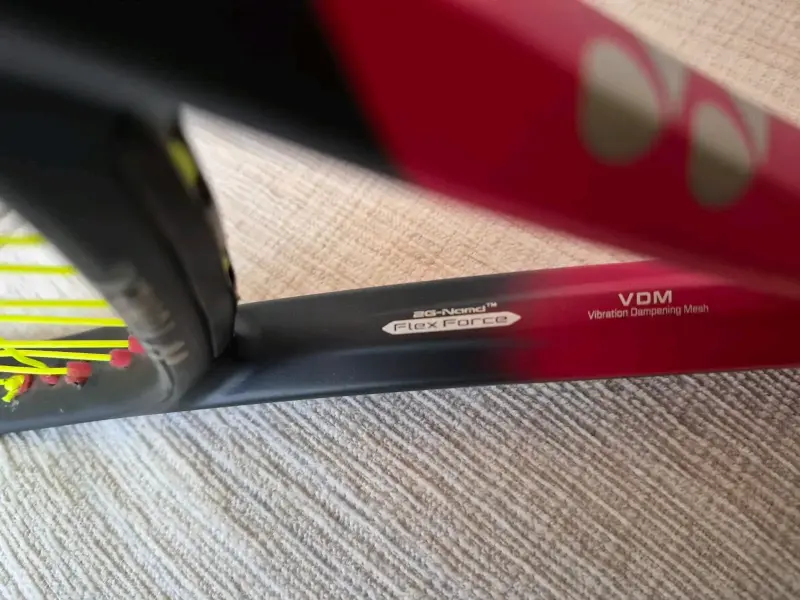 Raquetas de tenis Yonex vcore 2024 - 5