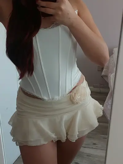 Falda Beige Elegante - miniatura 1