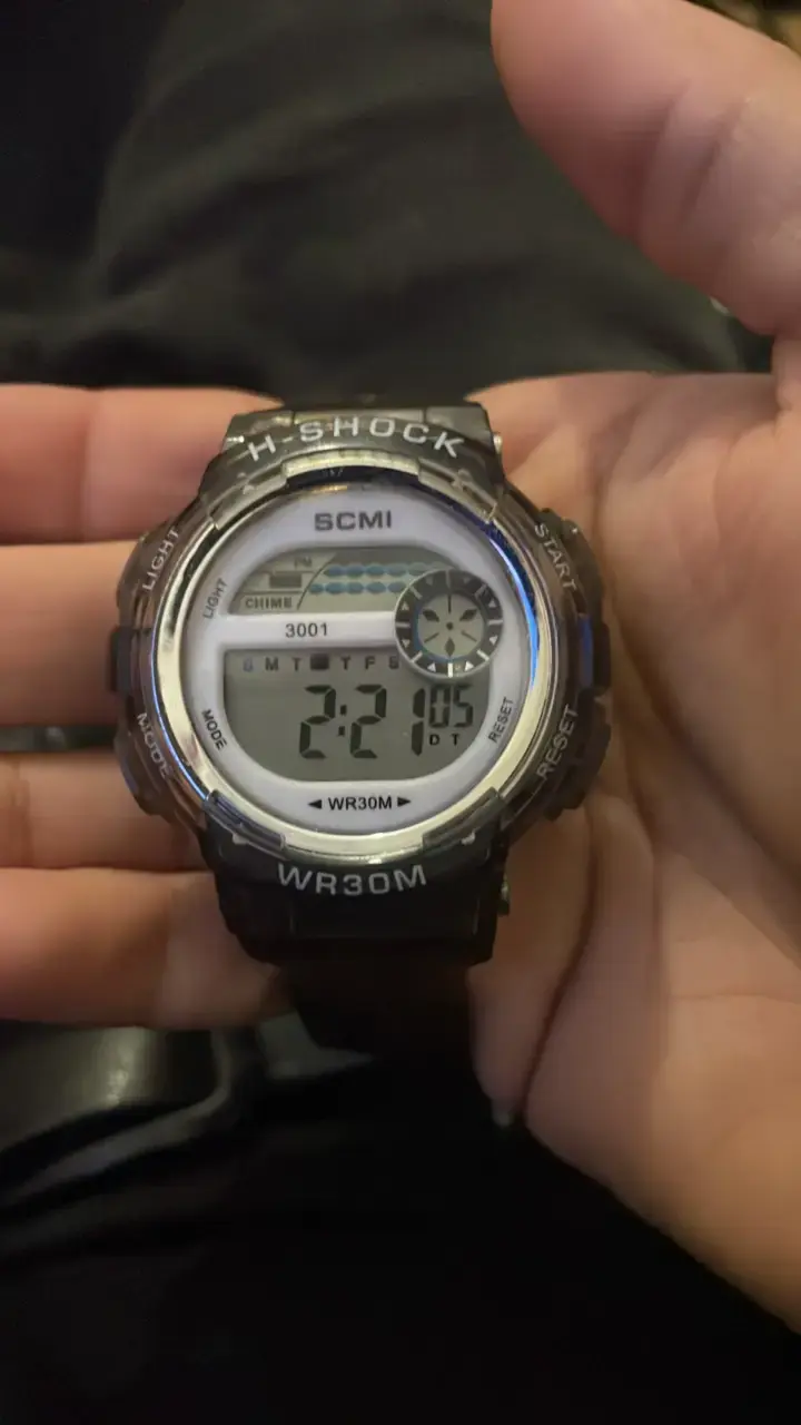 Reloj digital resistente al agua SCMI - 1