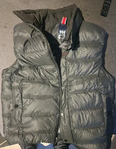 Chaqueta de plumas sin mangas Helly Hansen - miniatura 5