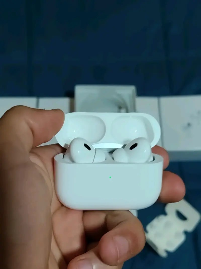 Auriculares inalámbricos con estuche de carga - 1