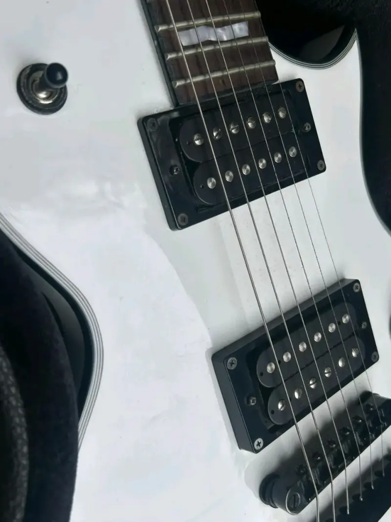 Guitarra Eléctrica LTD EC-256 Blanca - 4