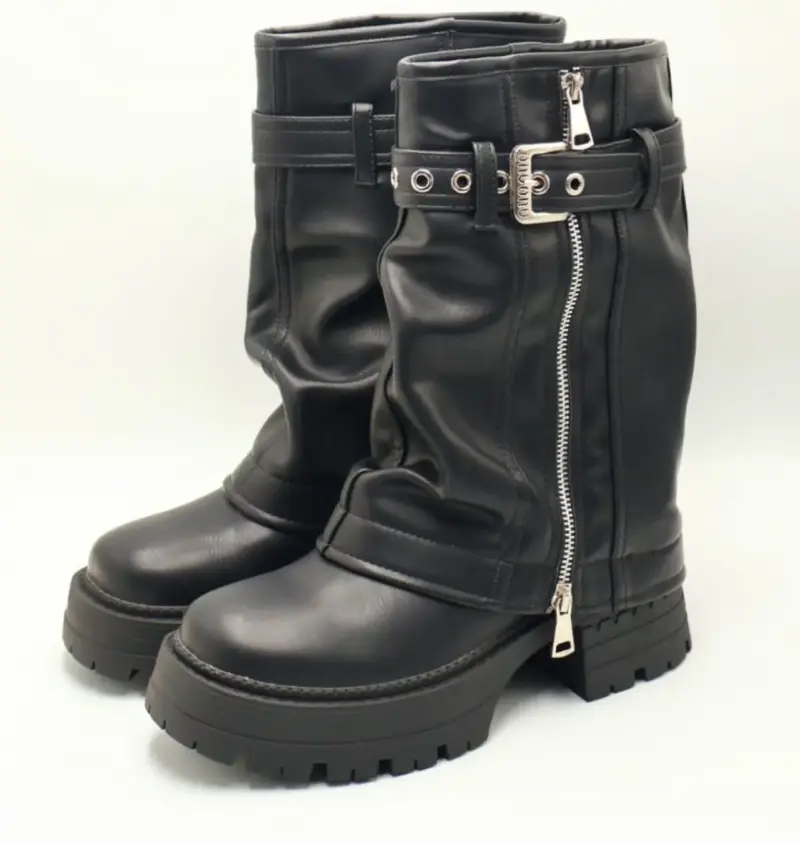 Botas biker negras con hebilla - 2