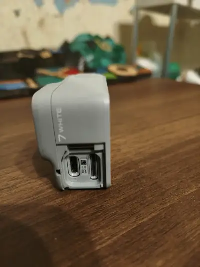 Cámara de acción GoPro Hero 7 White - miniatura 3