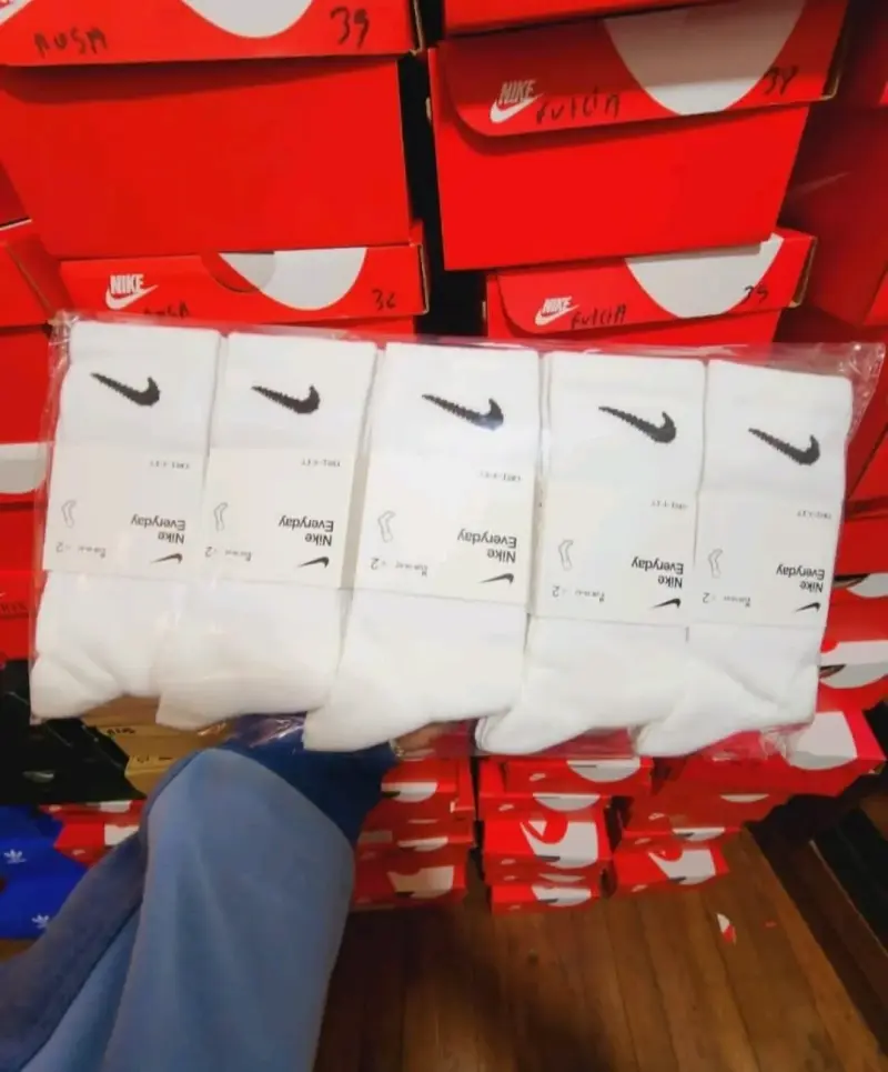 Calcetines blancos Nike para uso diario