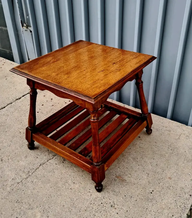 Mesa de Madera Vintage con Estante Inferior - 3