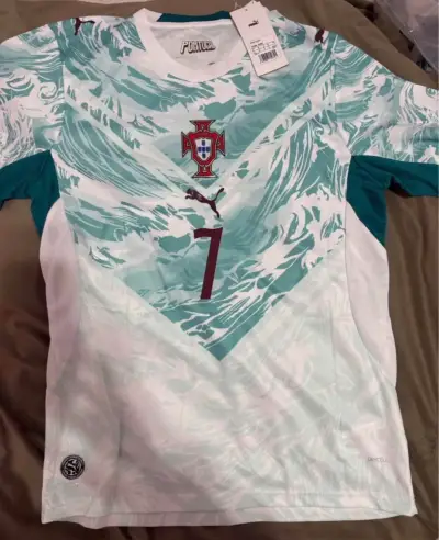 Camiseta Portugal Ronaldo Puma Edición Especial - miniatura 1