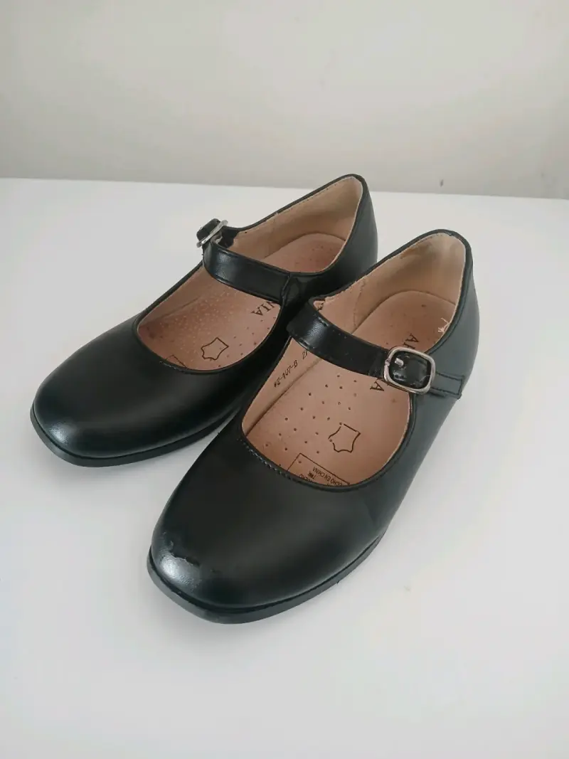 Zapatos para niña talla 27 - 1