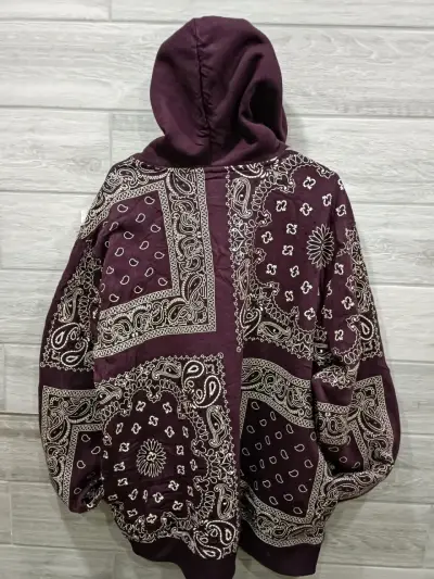Polerón Dogg Supply con diseño bandana 3XL - miniatura 2