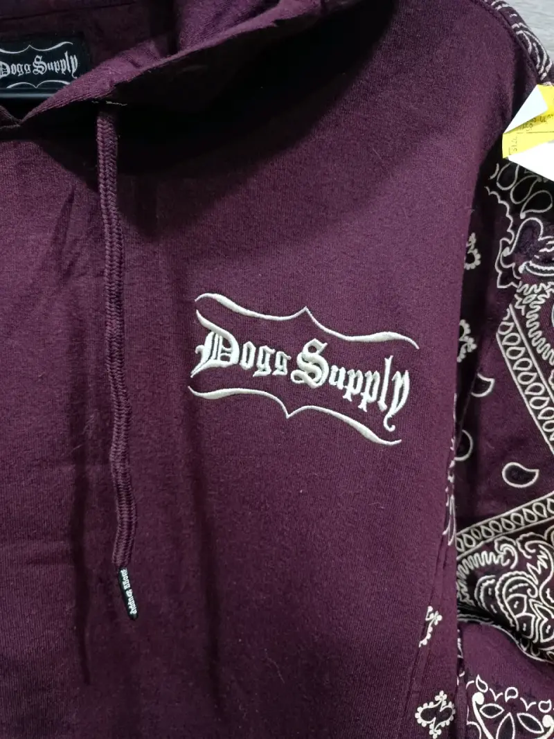 Polerón Dogg Supply con diseño bandana 3XL - 4