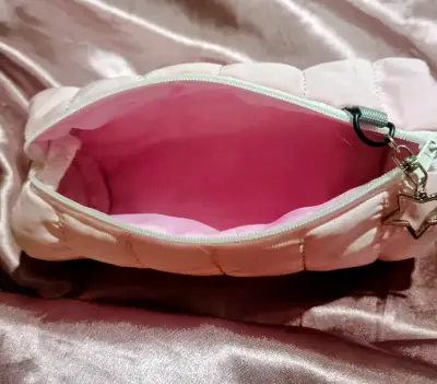 Estuche rosado acolchado con diseño de gato - miniatura 5
