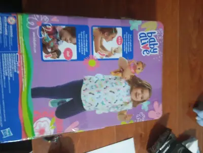 Muñeca interactiva Baby Alive Lil Sounds - miniatura 2