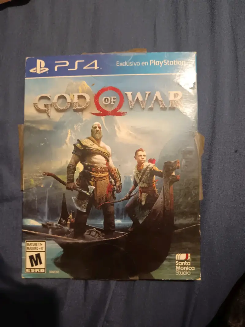 Juego PS4 God of War en carton