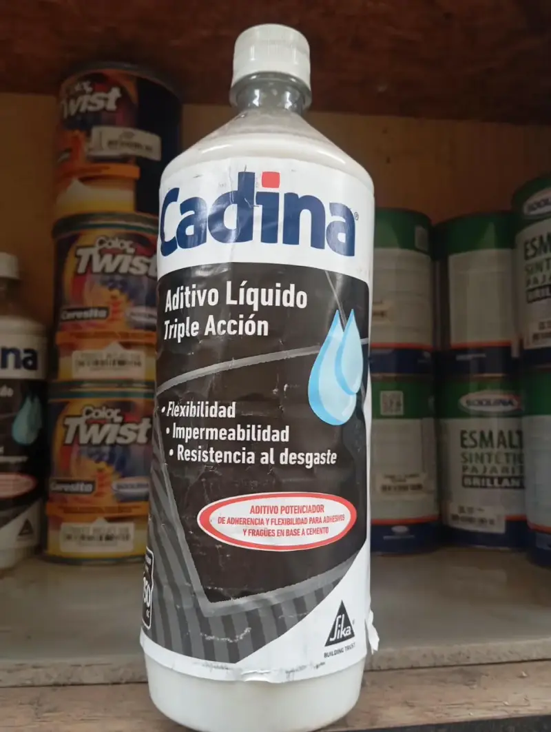 Aditivo Líquido Cadina Triple Acción 950L