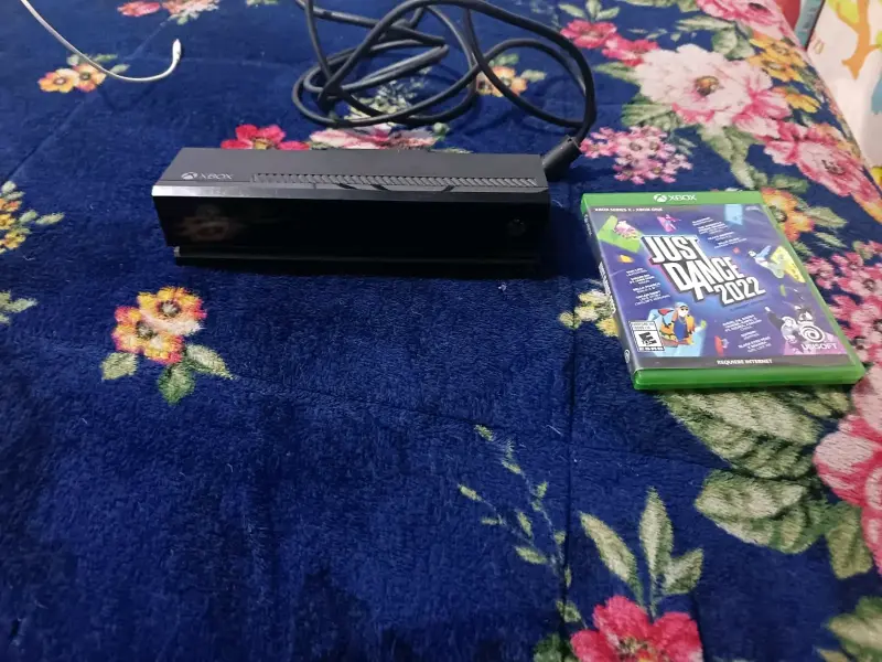 Sensor Kinect Xbox one con juego Just Dance 2022 - 5