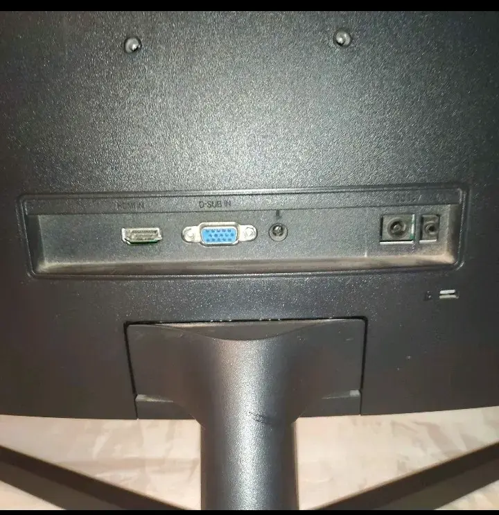 Monitor Curvo Samsung 27'' Full HD 100Hz - 2