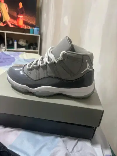 Zapatillas deportivas grises de caña alta - miniatura 2