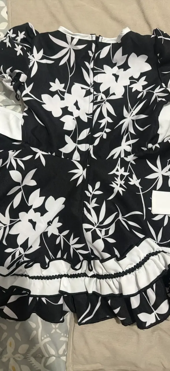 Vestido de Huasa blanco y negro talla 5-6 - 3