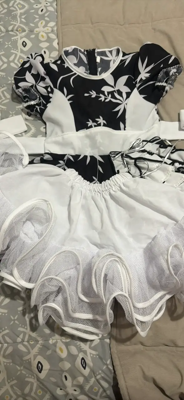 Vestido de Huasa blanco y negro talla 5-6 - 4
