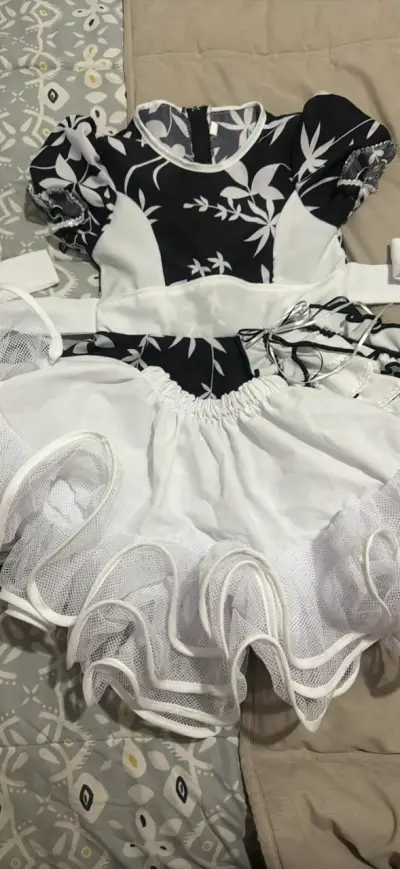 Vestido de Huasa blanco y negro talla 5-6 - miniatura 4
