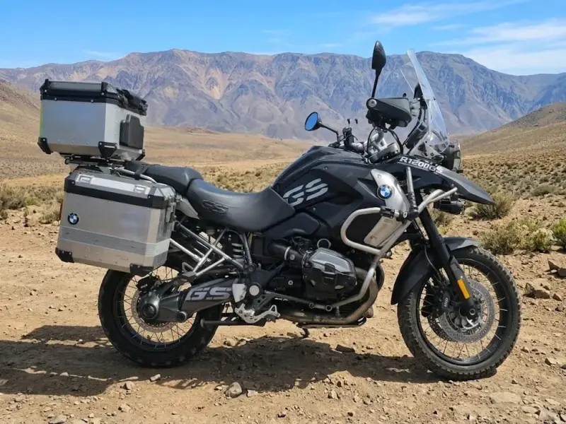 Moto BMW R1200GS equipada - 2