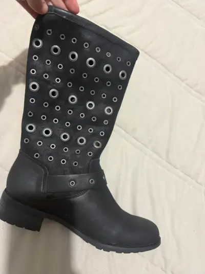 Botas negras con ojales estilo CAT talla 36 - miniatura 1