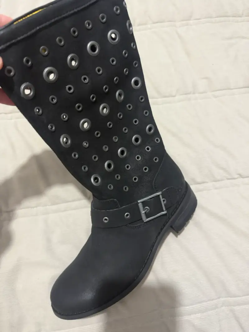 Botas negras con ojales estilo CAT talla 36 - 2