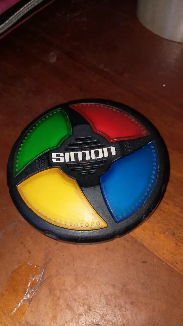 Juego electrónico Simon clásico
