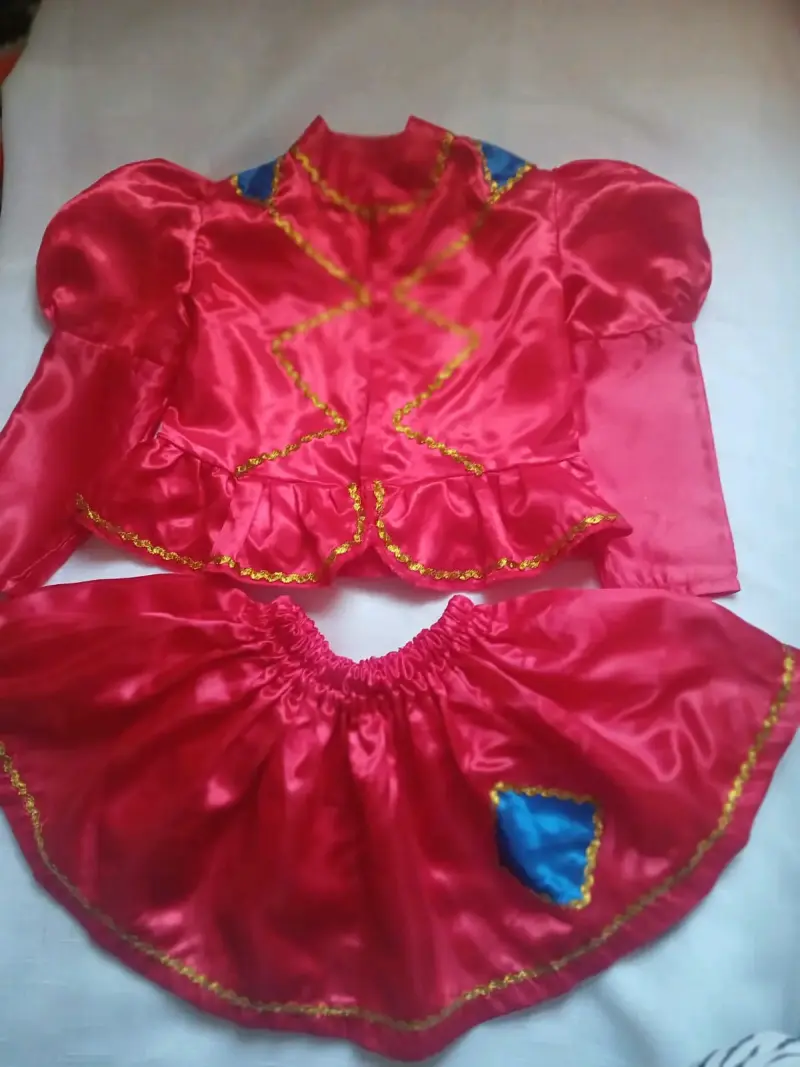 Disfraz de saya rojo para niña talla 6 - 1