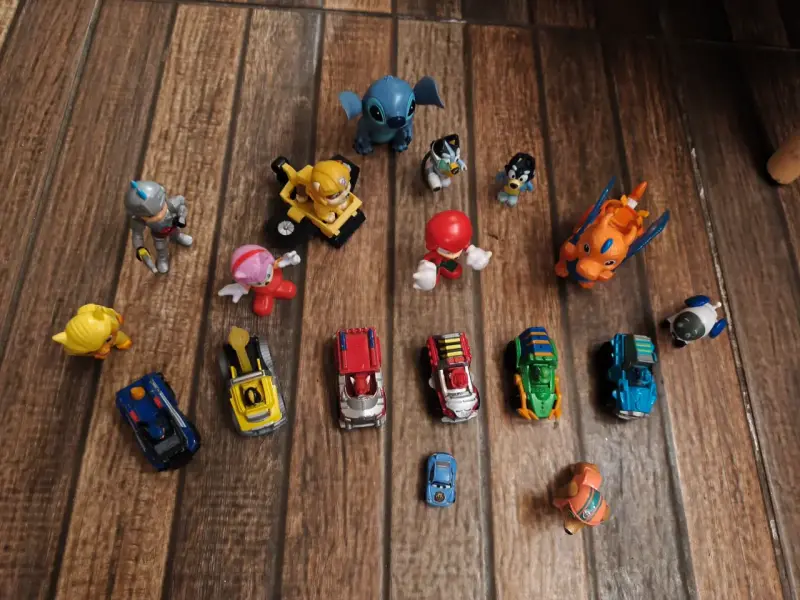 Lote de figuras, varios para niños - 5