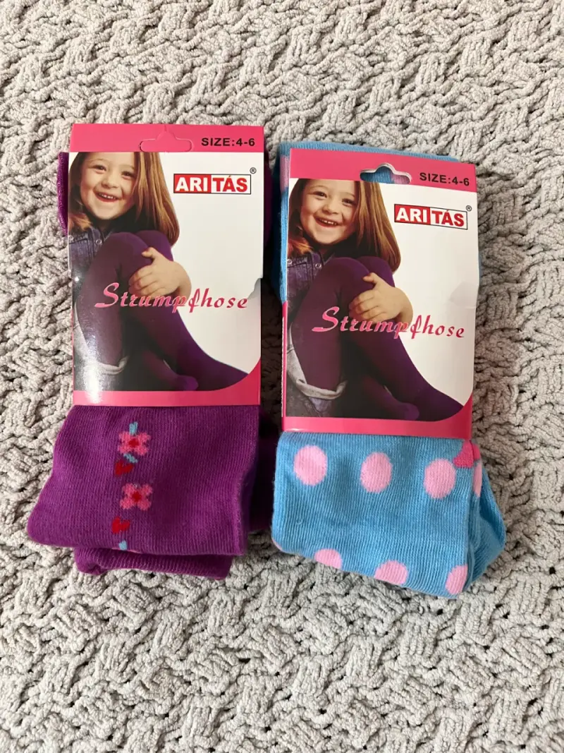 Conjunto de polerón y pantalón rosa para niña con diseño arcoíris - 4