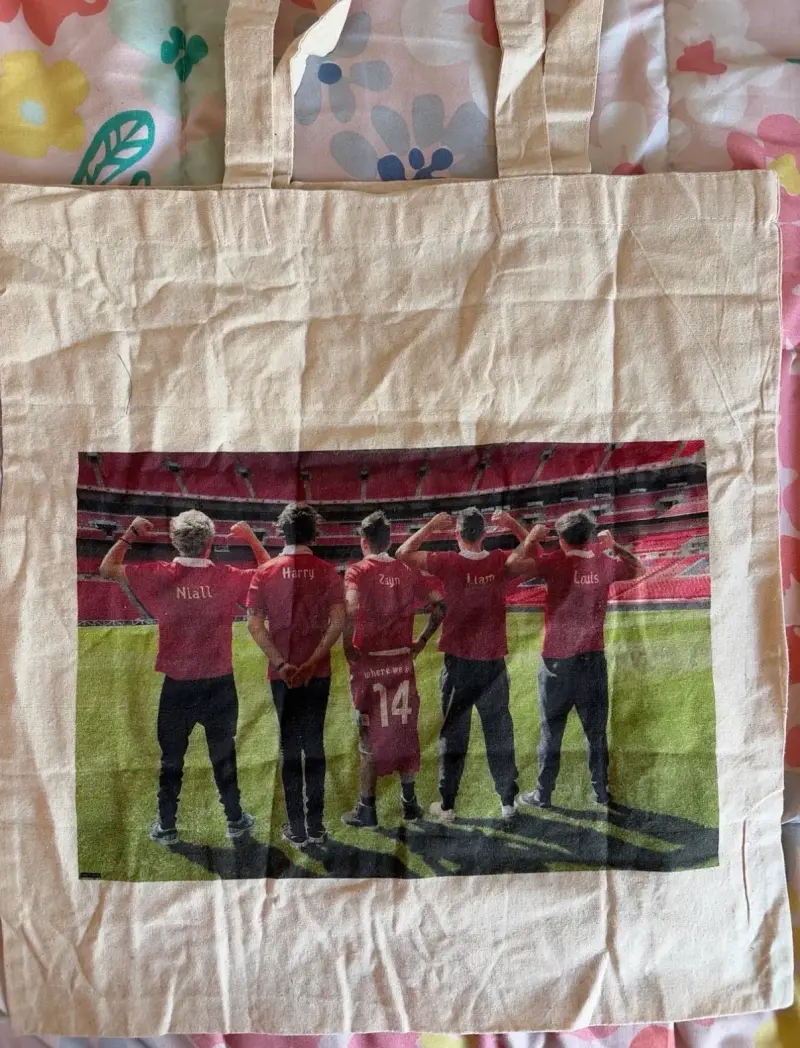 Bolsa de tela con diseño de estadio - 3