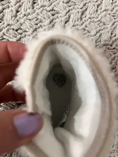 Botines de bebé con flecos y forro de peluche - miniatura 3
