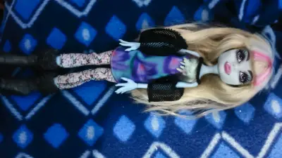 Monster high - miniatura 1