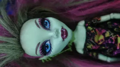 Monster high - miniatura 3