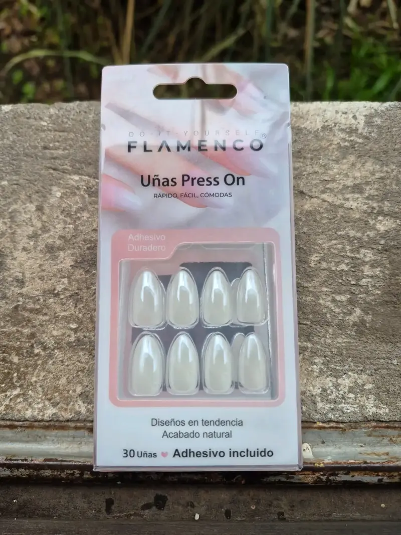 Uñas postizas Flamenco Press On con adhesivo - 1