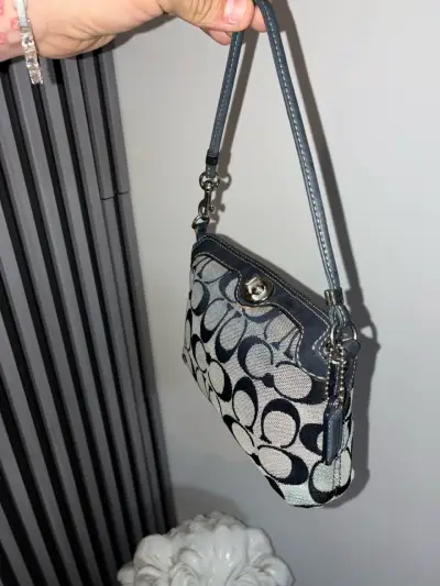 Cartera de mano Coach - miniatura 3
