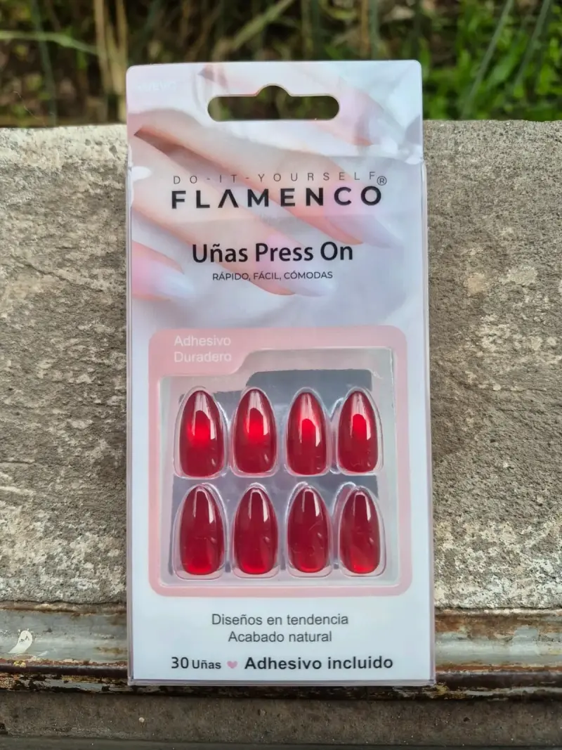 Uñas postizas Flamenco Press On rojas - 1