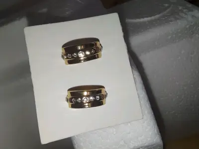 Aros acero con incrustaciones de piedras brillante - miniatura 6