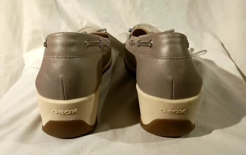 Mocasines de Cuero Geox Arethea Mujer - Talla 40 ( - 3