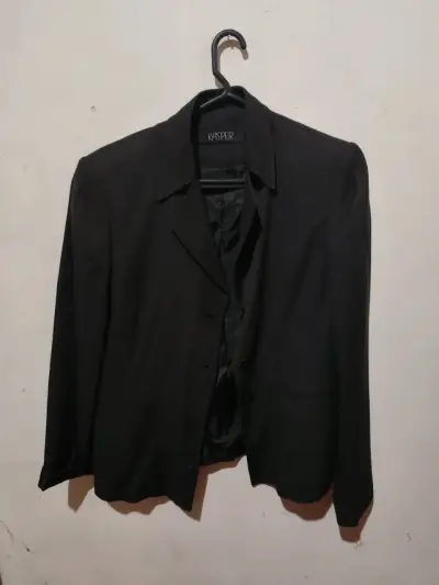 Blazer negro con puntos "Kasper" para mujer - miniatura 2