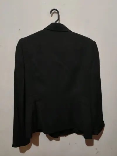 Blazer negro con puntos "Kasper" para mujer - miniatura 3