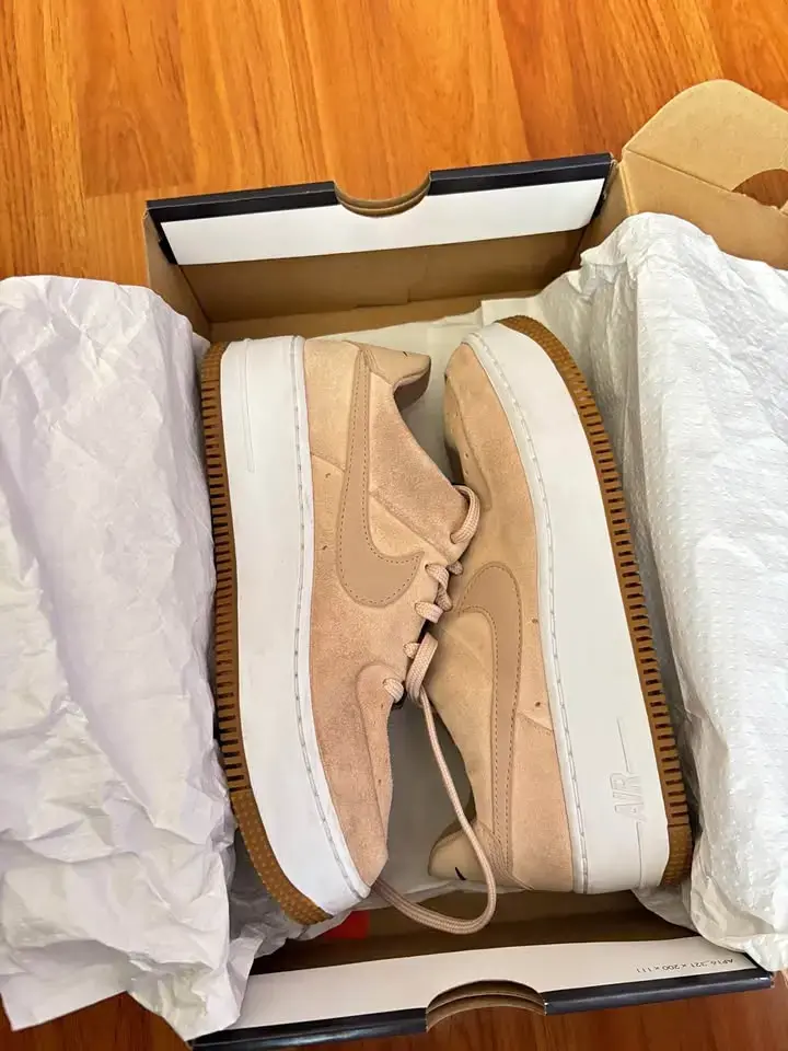 Zapatillas Nike AF1 Sage Low Beige Talla 38.5 EUR - 1