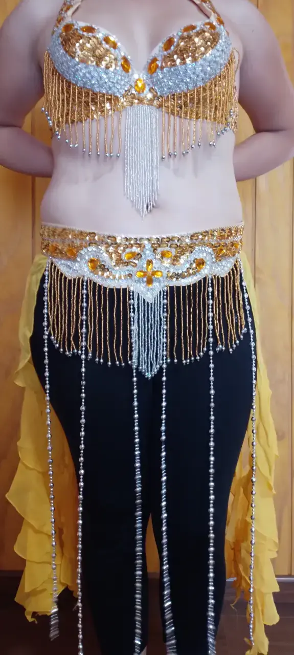 Conjunto de Danza Árabe con detalles Dorados - 1