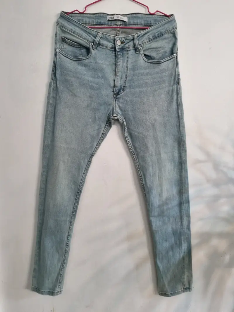 Jeans Zara azul claro para hombre - 1